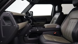 2022 (22) LAND ROVER DEFENDER 2.0 P300 X-Dynamic S 90 3dr Auto 5140581