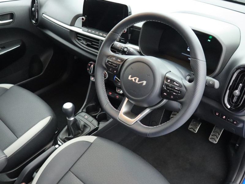 2024 (74) KIA PICANTO 1.0 GT-Line 5dr 4002023