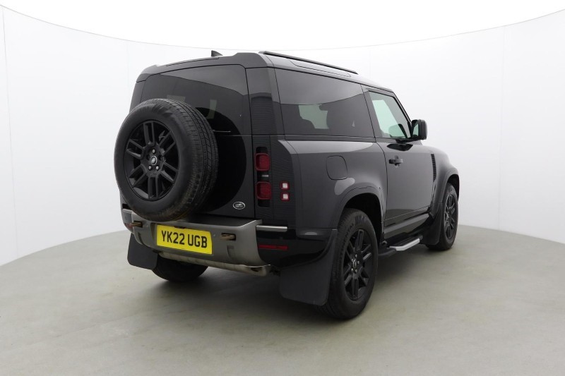 2022 (22) LAND ROVER DEFENDER 2.0 P300 X-Dynamic S 90 3dr Auto 5140556