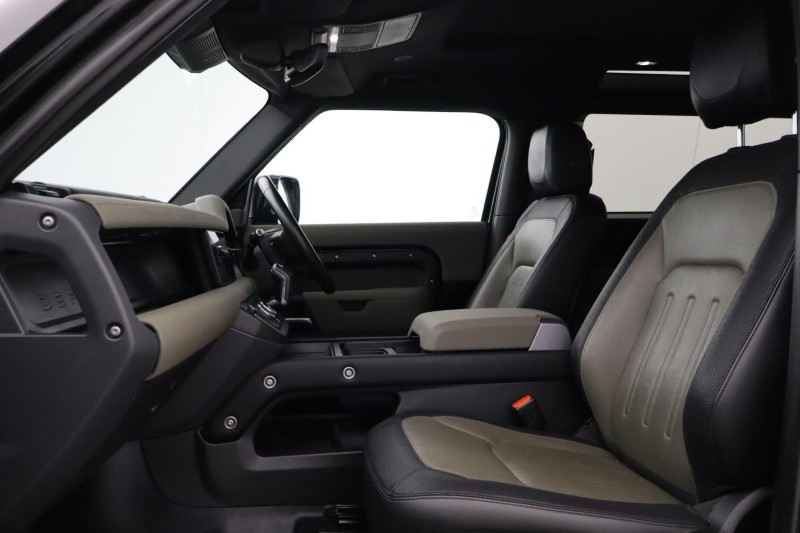 2022 (22) LAND ROVER DEFENDER 2.0 P300 X-Dynamic S 90 3dr Auto 5140579