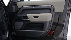 2022 (22) LAND ROVER DEFENDER 2.0 P300 X-Dynamic S 90 3dr Auto 5140585