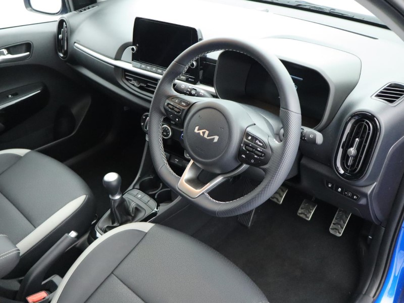 2024 (74) KIA PICANTO 1.0 GT-Line 5dr 4002010