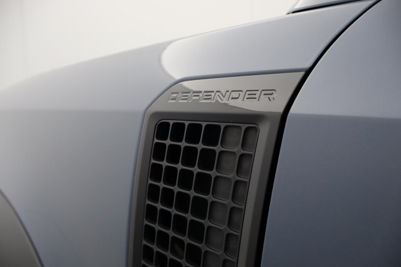 2021 (21) LAND ROVER COMMERCIAL DEFENDER 3.0 D200 Hard Top Auto [3 Seat] 5119568