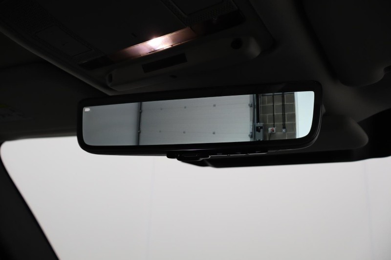 2021 (21) LAND ROVER COMMERCIAL DEFENDER 3.0 D200 Hard Top Auto [3 Seat] 5119578