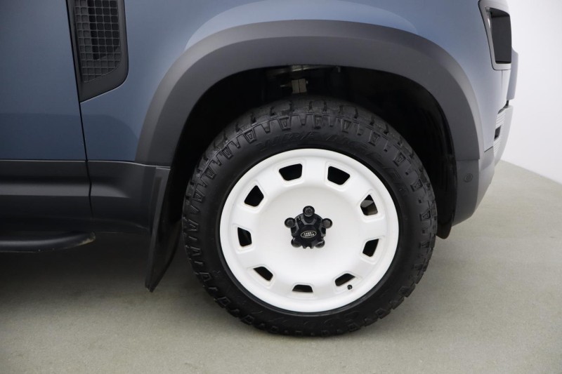 2021 (21) LAND ROVER COMMERCIAL DEFENDER 3.0 D200 Hard Top Auto [3 Seat] 5119562