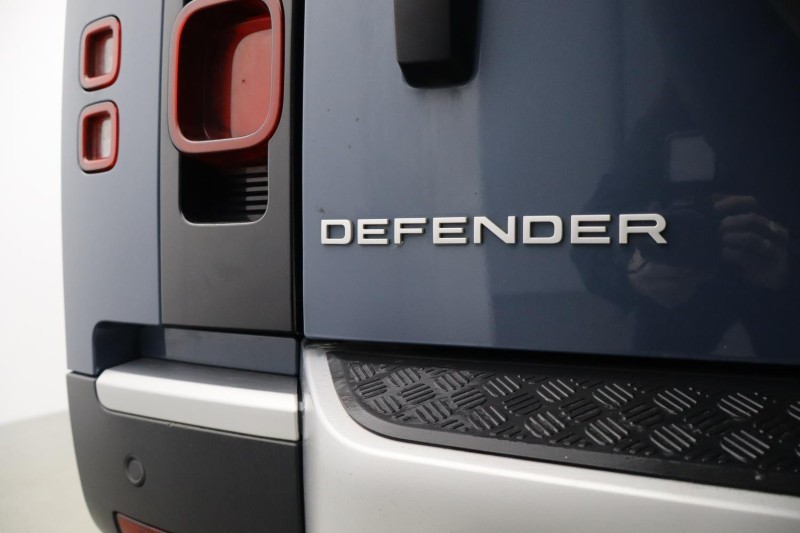 2021 (21) LAND ROVER COMMERCIAL DEFENDER 3.0 D200 Hard Top Auto [3 Seat] 5119555