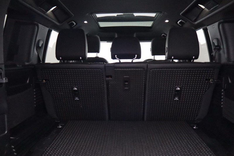 2023 (73) LAND ROVER DEFENDER 3.0 D250 X-Dynamic SE 110 5dr Auto 5171175