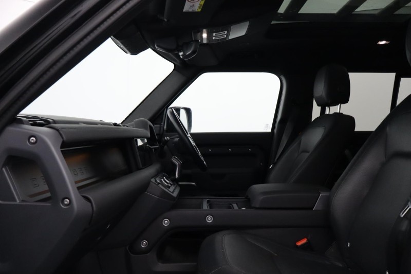 2023 (73) LAND ROVER DEFENDER 3.0 D250 X-Dynamic SE 110 5dr Auto 5171180