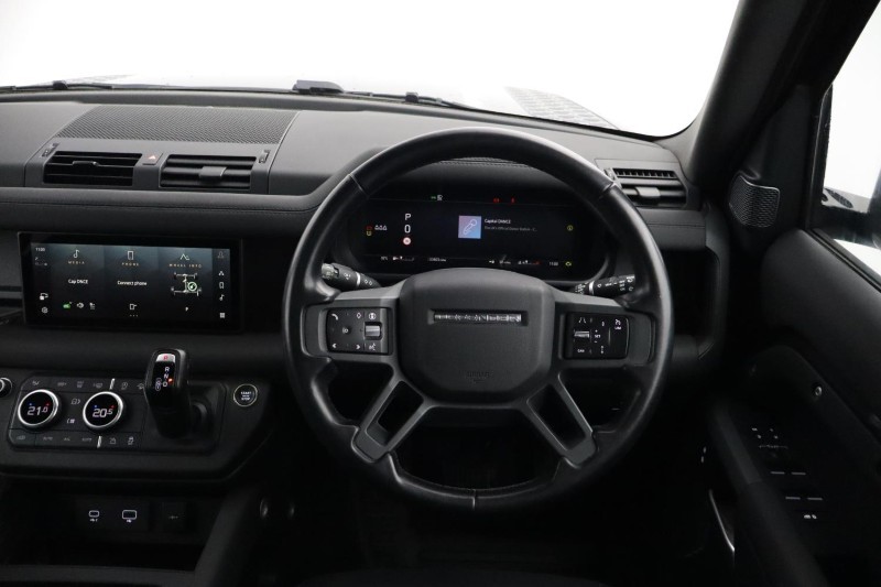 2023 (73) LAND ROVER DEFENDER 3.0 D250 X-Dynamic SE 110 5dr Auto 5171206