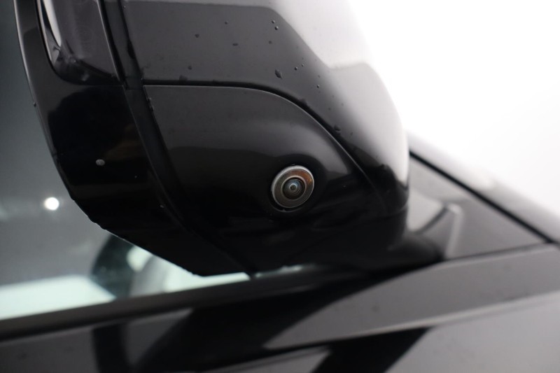 2023 (73) LAND ROVER DEFENDER 3.0 D250 X-Dynamic SE 110 5dr Auto 5171188