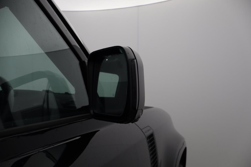 2023 (73) LAND ROVER DEFENDER 3.0 D250 X-Dynamic SE 110 5dr Auto 5171187