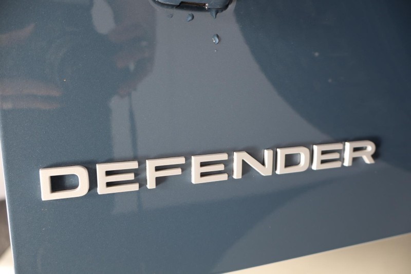 2025 (75) LAND ROVER COMMERCIAL DEFENDER 3.0 D250 Hard Top S Auto 5223155