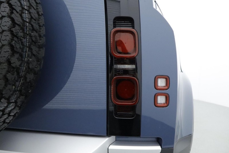 2025 (75) LAND ROVER COMMERCIAL DEFENDER 3.0 D250 Hard Top S Auto 5223214