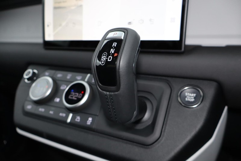 2025 (75) LAND ROVER COMMERCIAL DEFENDER 3.0 D250 Hard Top S Auto 5223166