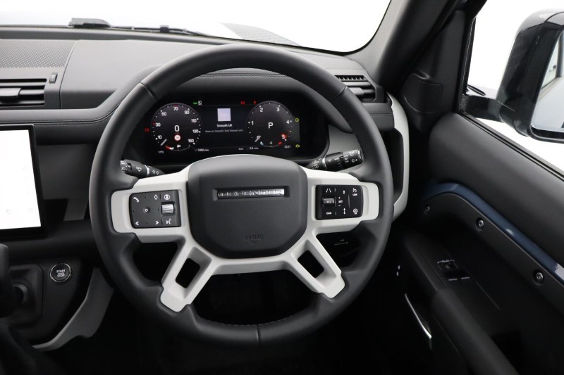 2025 (75) LAND ROVER COMMERCIAL DEFENDER 3.0 D250 Hard Top S Auto 5223184