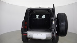 2023 (73) LAND ROVER DEFENDER 3.0 D300 SE 110 5dr Auto 5116055