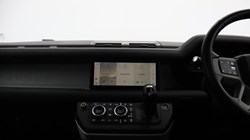2023 (73) LAND ROVER DEFENDER 3.0 D300 SE 110 5dr Auto 5116089