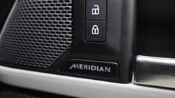 2023 (73) LAND ROVER DEFENDER 3.0 D300 SE 110 5dr Auto 5116119