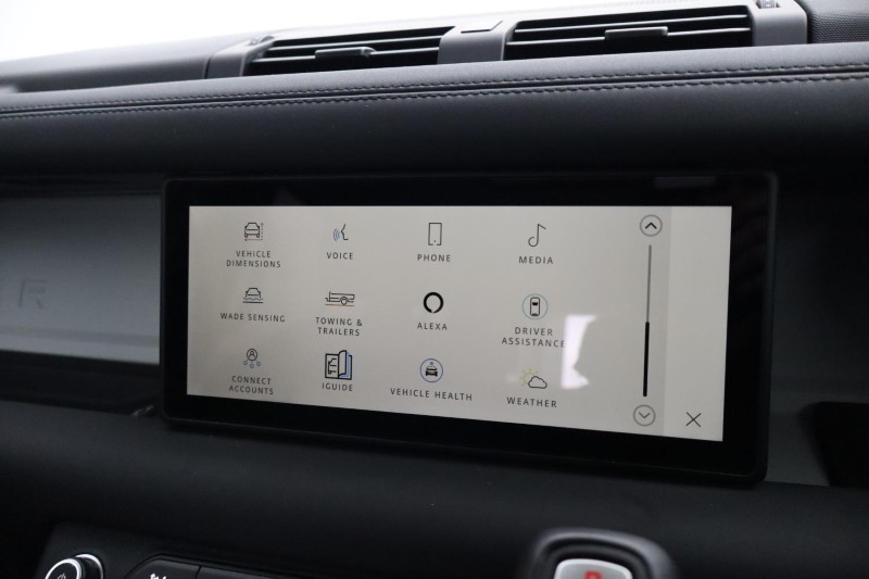 2023 (73) LAND ROVER DEFENDER 3.0 D300 SE 110 5dr Auto 5116112