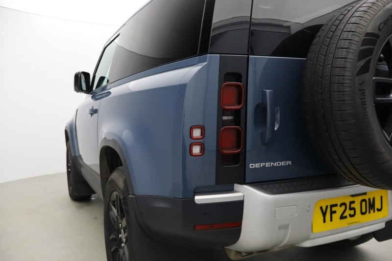 2025 (25) LAND ROVER COMMERCIAL DEFENDER 3.0 D250 Hard Top S Auto [3 Seat] 5119222