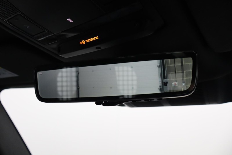 2025 (25) LAND ROVER COMMERCIAL DEFENDER 3.0 D250 Hard Top S Auto [3 Seat] 5119258