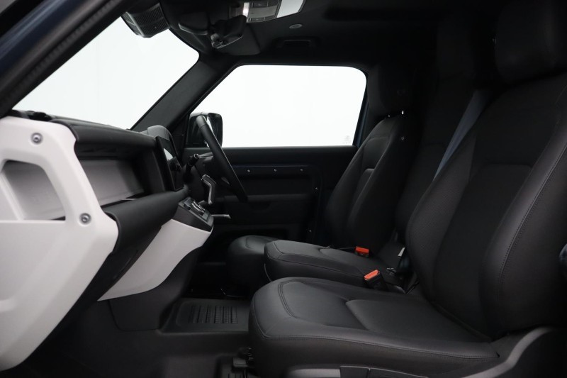 2025 (25) LAND ROVER COMMERCIAL DEFENDER 3.0 D250 Hard Top S Auto [3 Seat] 5119240