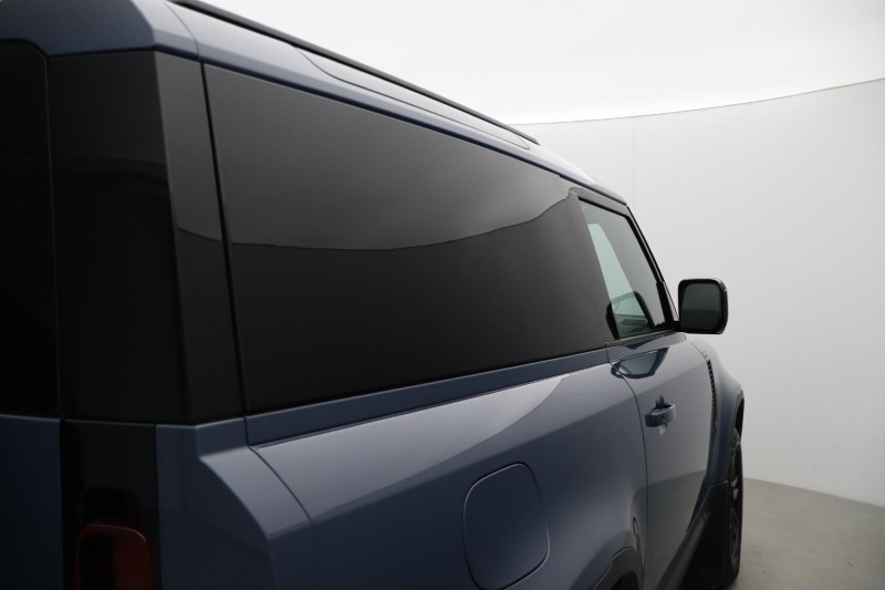 2025 (25) LAND ROVER COMMERCIAL DEFENDER 3.0 D250 Hard Top S Auto [3 Seat] 5119249