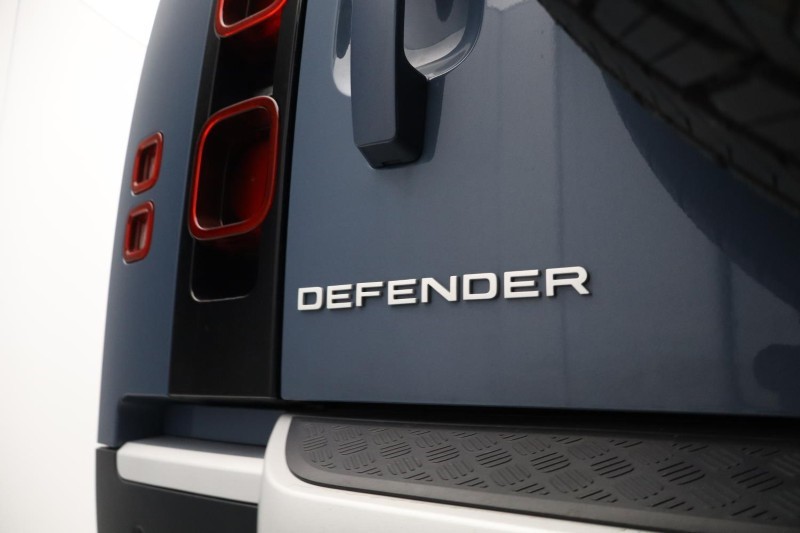 2025 (25) LAND ROVER COMMERCIAL DEFENDER 3.0 D250 Hard Top S Auto [3 Seat] 5119247