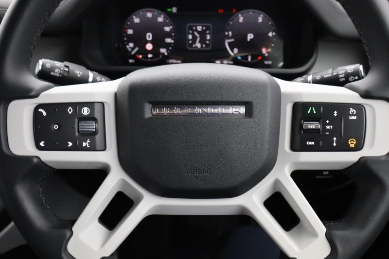 2025 (25) LAND ROVER COMMERCIAL DEFENDER 3.0 D250 Hard Top S Auto [3 Seat] 5119271