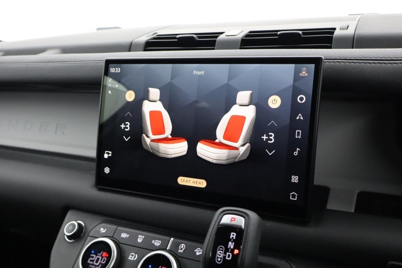 2025 (25) LAND ROVER COMMERCIAL DEFENDER 3.0 D250 Hard Top S Auto [3 Seat] 5119269