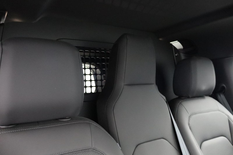 2025 (25) LAND ROVER COMMERCIAL DEFENDER 3.0 D250 Hard Top S Auto [3 Seat] 5119253