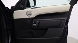 2023 (23) LAND ROVER DISCOVERY 3.0 D300 R-Dynamic SE 5dr Auto 5105447