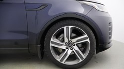 2023 (23) LAND ROVER DISCOVERY 3.0 D300 R-Dynamic SE 5dr Auto 5105471