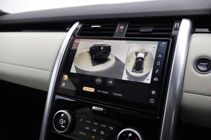 2023 (23) LAND ROVER DISCOVERY 3.0 D300 R-Dynamic SE 5dr Auto 5105455