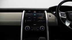 2023 (23) LAND ROVER DISCOVERY 3.0 D300 R-Dynamic SE 5dr Auto 5105438