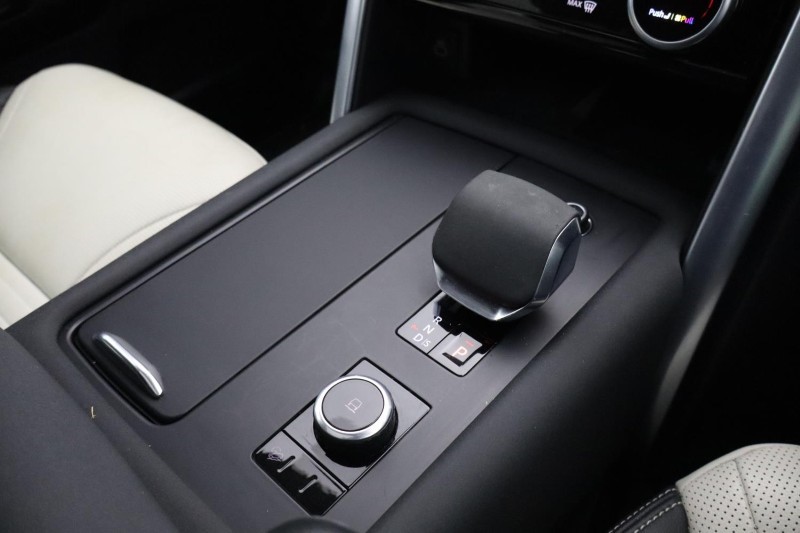 2023 (23) LAND ROVER DISCOVERY 3.0 D300 R-Dynamic SE 5dr Auto 5105467