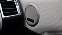 2023 (23) LAND ROVER DISCOVERY 3.0 D300 R-Dynamic SE 5dr Auto 5105469