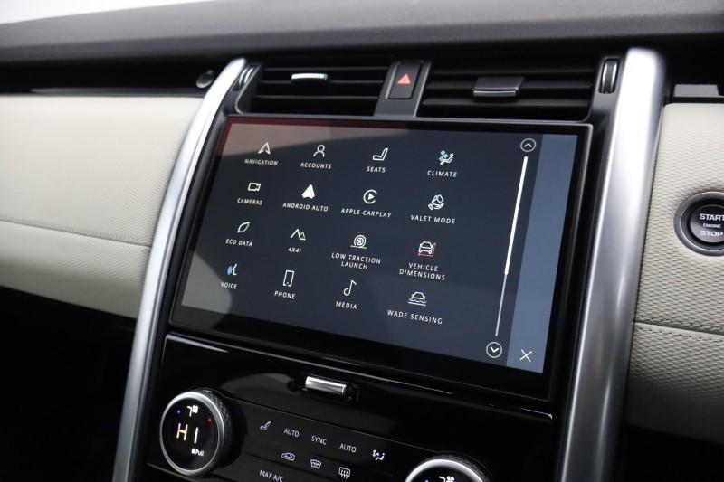 2023 (23) LAND ROVER DISCOVERY 3.0 D300 R-Dynamic SE 5dr Auto 5105457