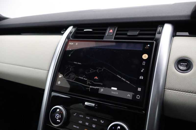 2023 (23) LAND ROVER DISCOVERY 3.0 D300 R-Dynamic SE 5dr Auto 5105454