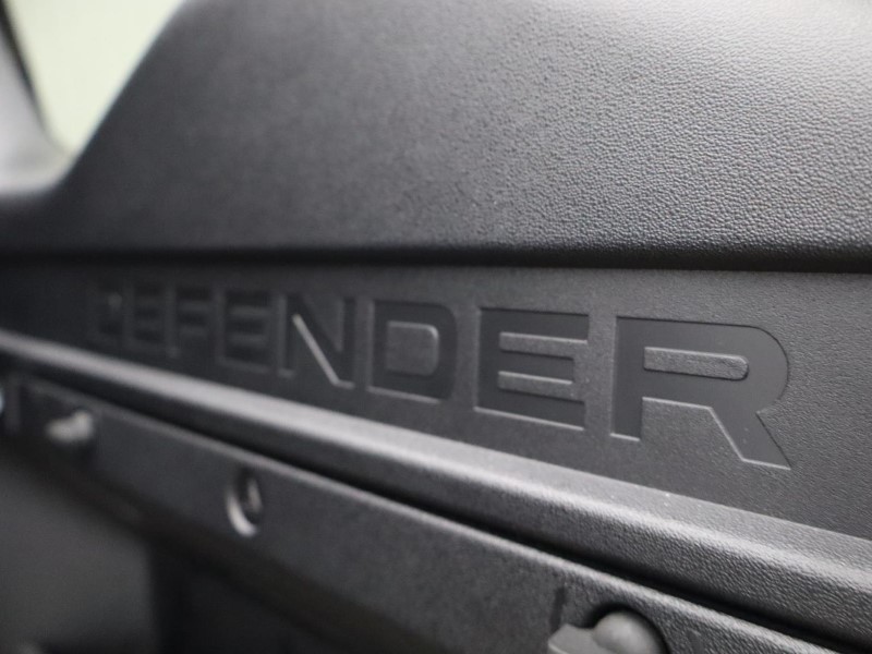 2024 (74) LAND ROVER DEFENDER 3.0 D250 X-Dynamic SE 90 3dr Auto 5119435