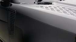 2024 (74) LAND ROVER DEFENDER 3.0 D250 X-Dynamic SE 90 3dr Auto 5119467