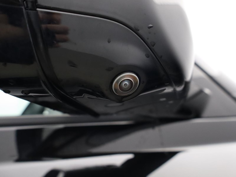 2024 (74) LAND ROVER DEFENDER 3.0 D250 X-Dynamic SE 90 3dr Auto 5119439