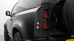 2024 (74) LAND ROVER DEFENDER 3.0 D250 X-Dynamic SE 90 3dr Auto 5119425