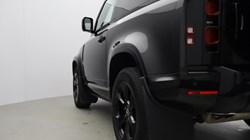 2024 (74) LAND ROVER DEFENDER 3.0 D250 X-Dynamic SE 90 3dr Auto 5119426