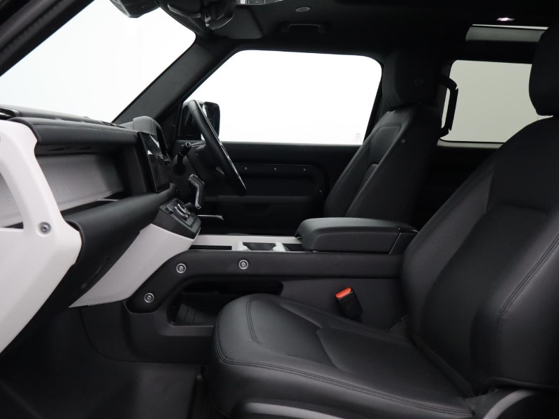 2024 (74) LAND ROVER DEFENDER 3.0 D250 X-Dynamic SE 90 3dr Auto 5119437