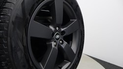 2023 (72) LAND ROVER DEFENDER 3.0 D300 X-Dynamic HSE 110 5dr Auto 5118316