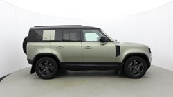 2023 (72) LAND ROVER DEFENDER 3.0 D300 X-Dynamic HSE 110 5dr Auto 5118304