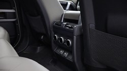 2023 (72) LAND ROVER DEFENDER 3.0 D300 X-Dynamic HSE 110 5dr Auto 5118334