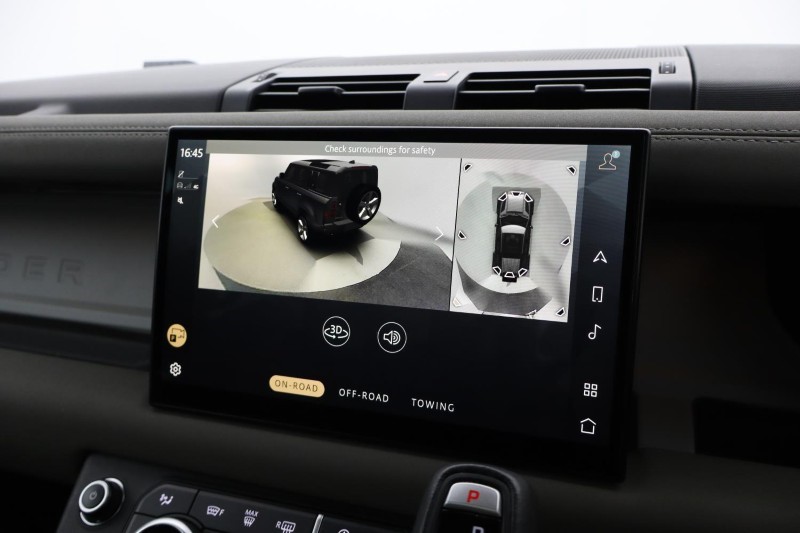 2023 (72) LAND ROVER DEFENDER 3.0 D300 X-Dynamic HSE 110 5dr Auto 5118352