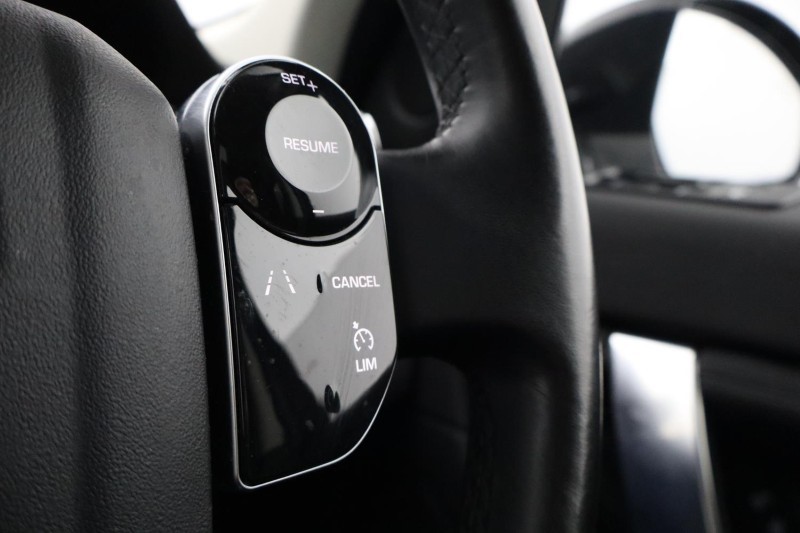 2019 (69) LAND ROVER DISCOVERY SPORT 2.0 TD4 180 SE 5dr Auto [5 Seat] 5128849